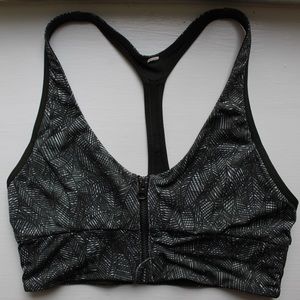 Lululemon Cool to Street Bra size 4